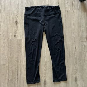 Lululemon Cropped Leggings Size 8